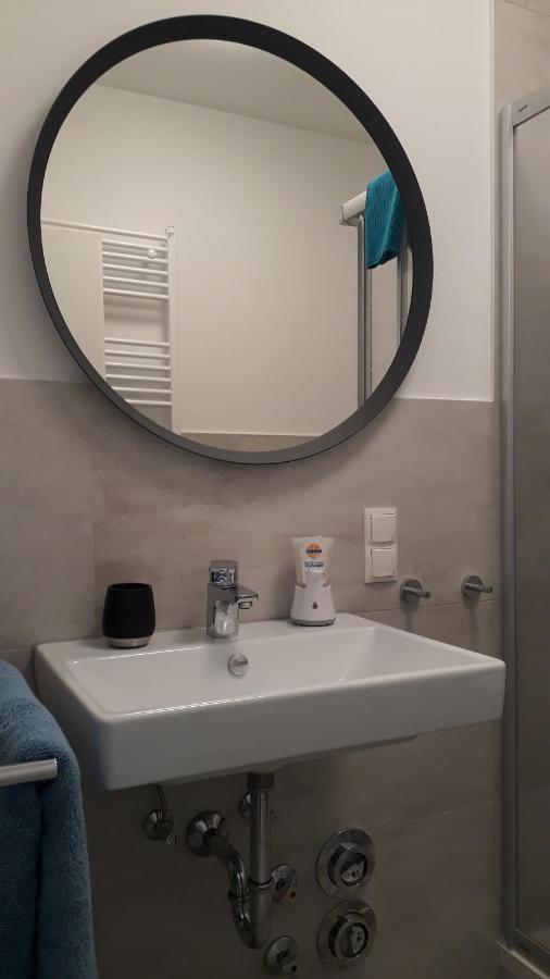 Gemuetliches Apartment Am Kurpark In Бад Емс Екстериор снимка
